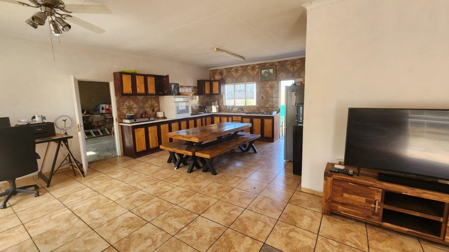 To Let 3 Bedroom Property for Rent in Vaaloewer Gauteng