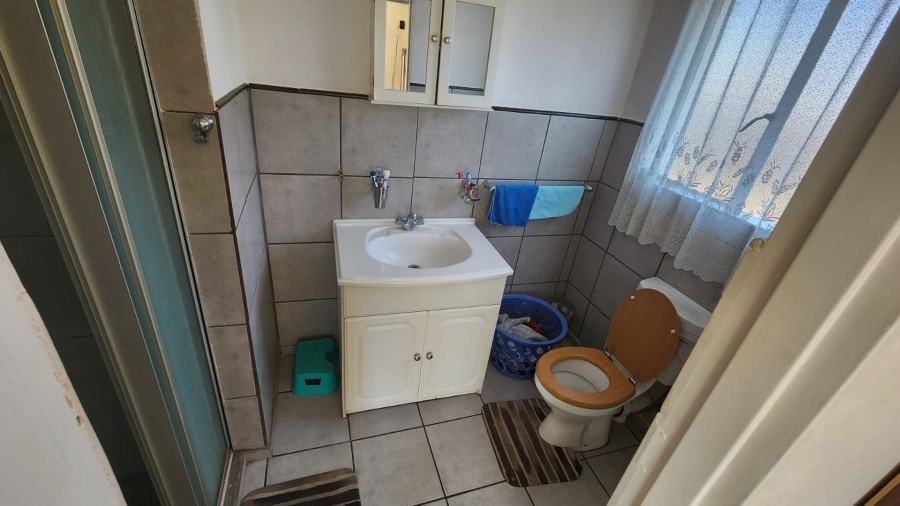 To Let 3 Bedroom Property for Rent in Vaaloewer Gauteng