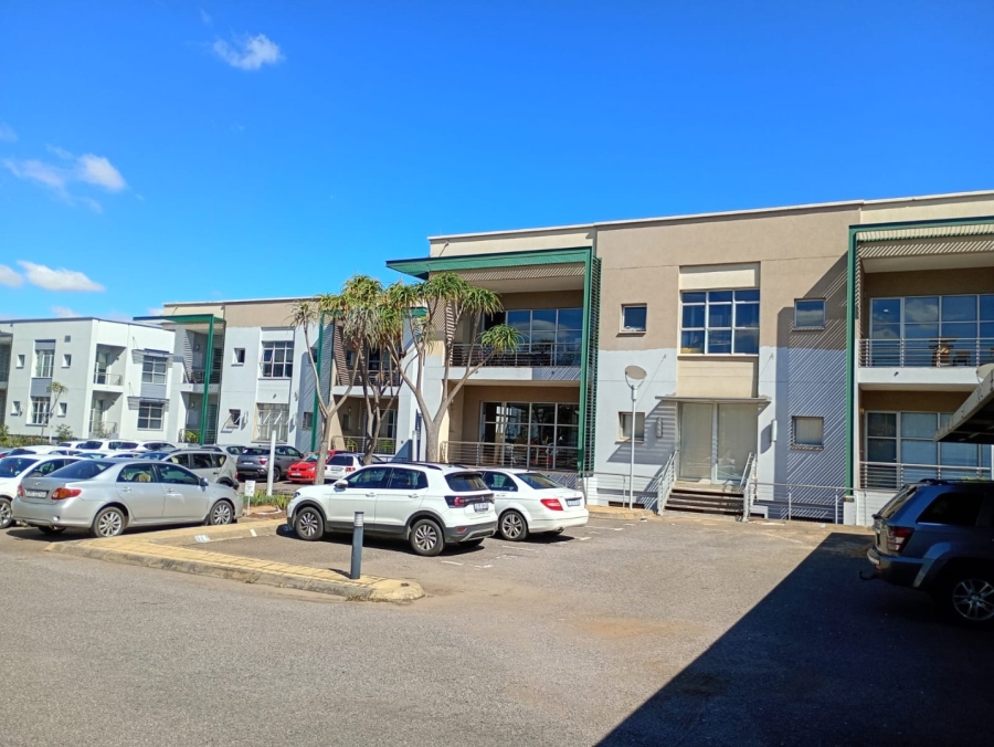 To Let Commercial Property for Rent in Die Hoewes Gauteng