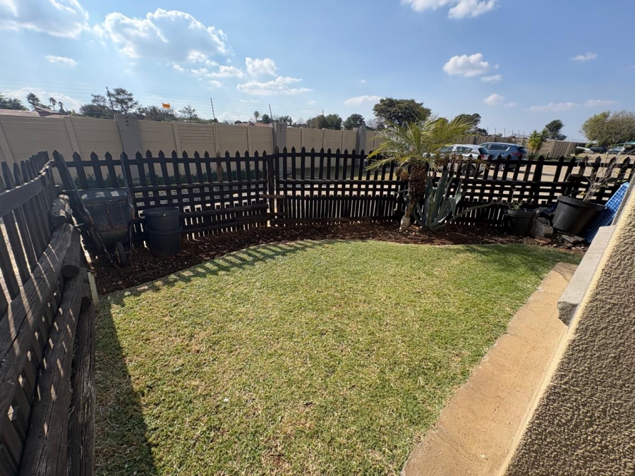 2 Bedroom Property for Sale in Meyersdal Gauteng