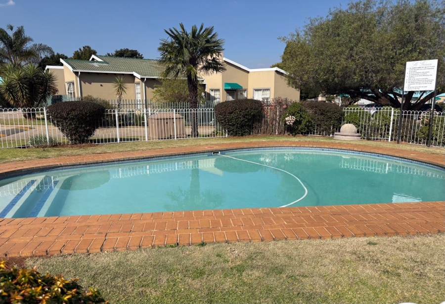 2 Bedroom Property for Sale in Meyersdal Gauteng