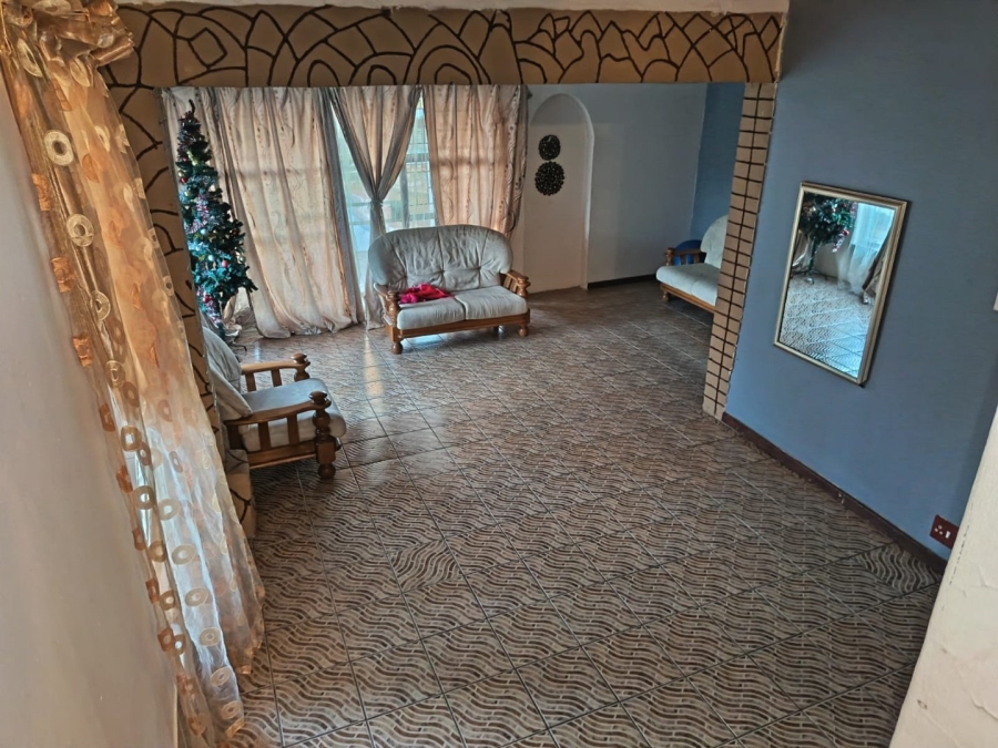 4 Bedroom Property for Sale in Danville Gauteng