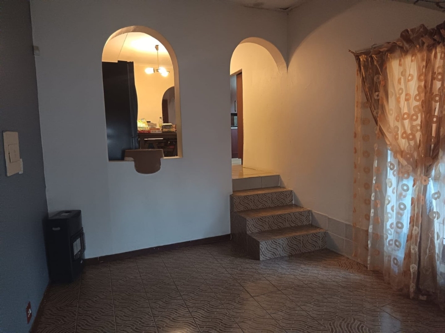 4 Bedroom Property for Sale in Danville Gauteng