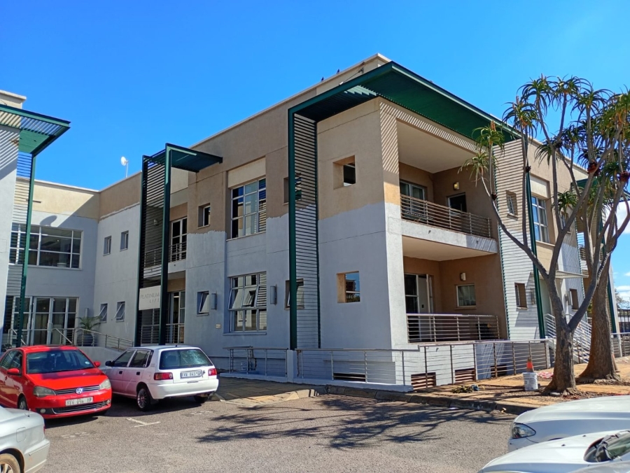 To Let Commercial Property for Rent in Die Hoewes Gauteng
