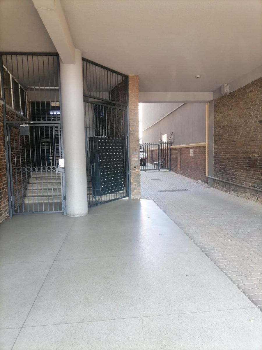2 Bedroom Property for Sale in Pretoria Central Gauteng