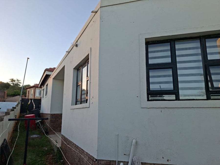 3 Bedroom Property for Sale in Elandspoort Gauteng