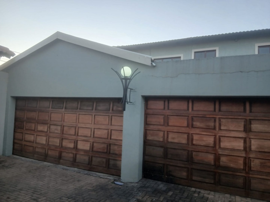 2 Bedroom Property for Sale in Greenhills Ext 3 Gauteng