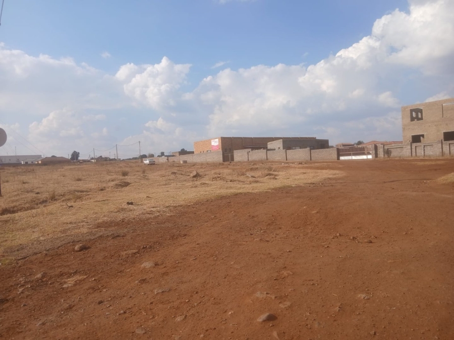 Commercial Property for Sale in Mohlakeng Gauteng