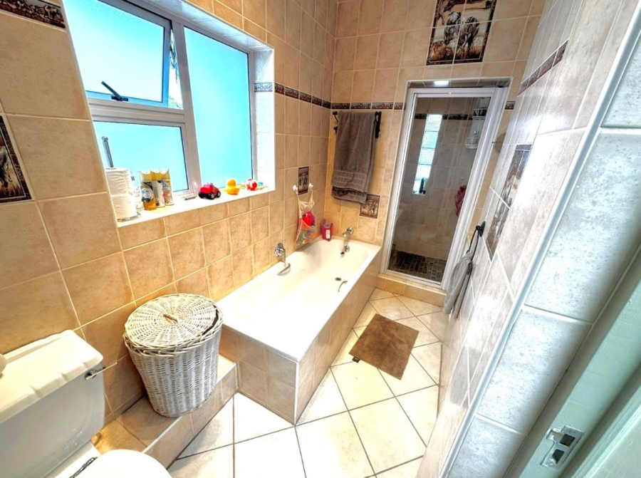 To Let 4 Bedroom Property for Rent in Centurion Golf Estate Gauteng