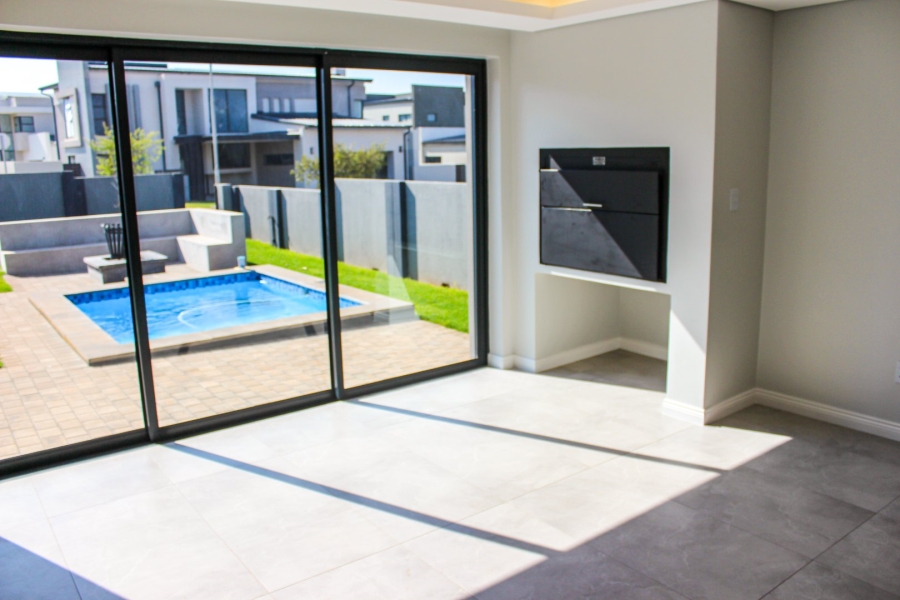 4 Bedroom Property for Sale in Fountainbrook Estate Gauteng