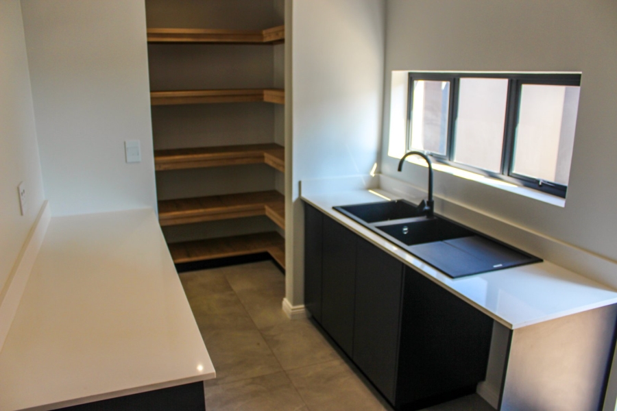 4 Bedroom Property for Sale in Fountainbrook Estate Gauteng