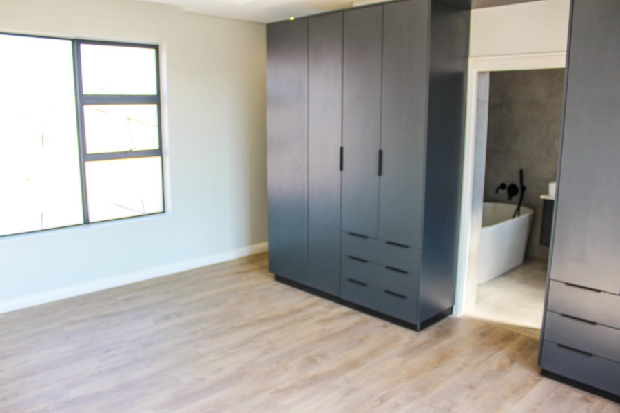 4 Bedroom Property for Sale in Fountainbrook Estate Gauteng