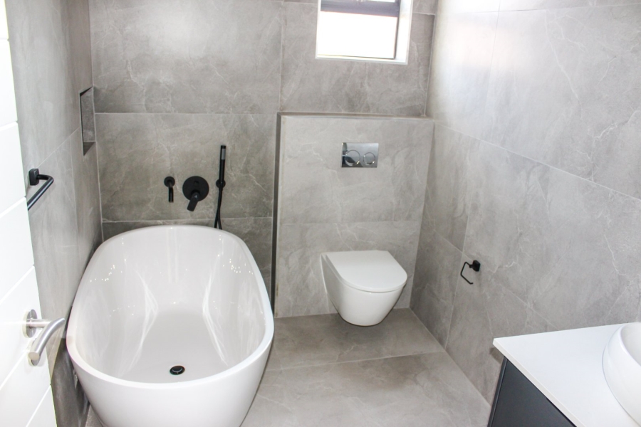 4 Bedroom Property for Sale in Fountainbrook Estate Gauteng
