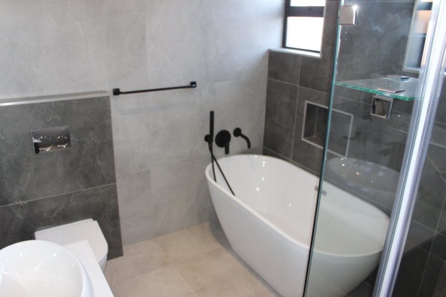 4 Bedroom Property for Sale in Fountainbrook Estate Gauteng
