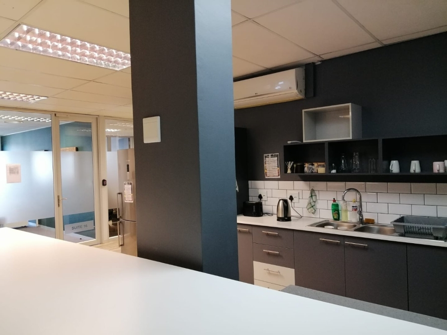 To Let Commercial Property for Rent in Die Hoewes Gauteng