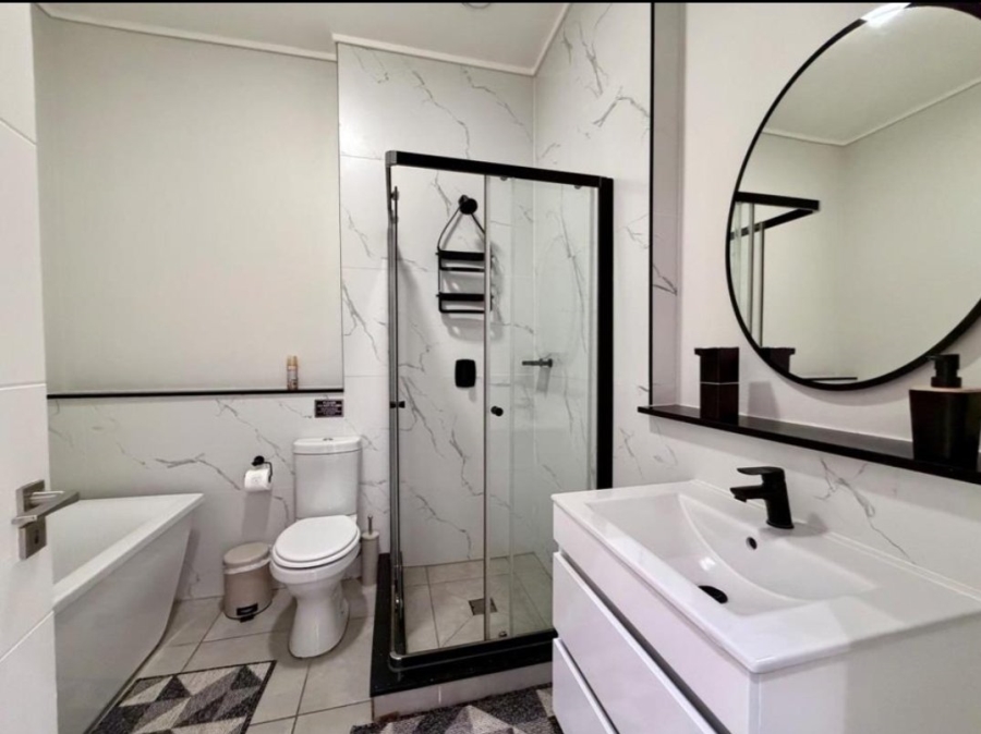 To Let 2 Bedroom Property for Rent in Waterfall Gauteng