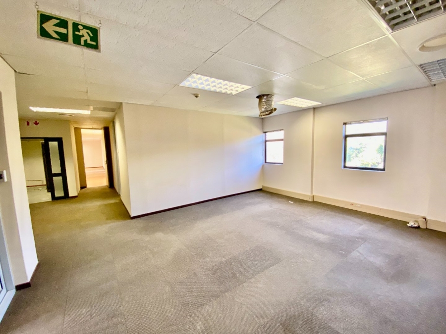 To Let Commercial Property for Rent in Faerie Glen Gauteng