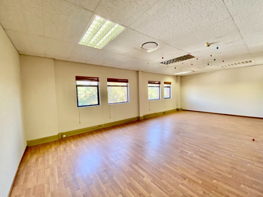 To Let Commercial Property for Rent in Faerie Glen Gauteng