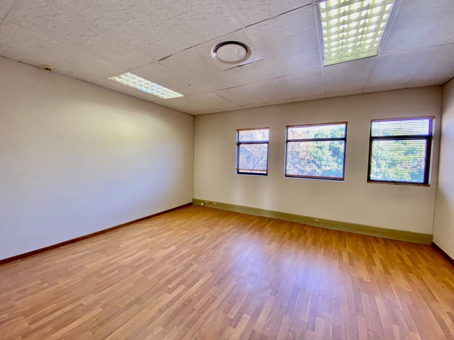To Let Commercial Property for Rent in Faerie Glen Gauteng