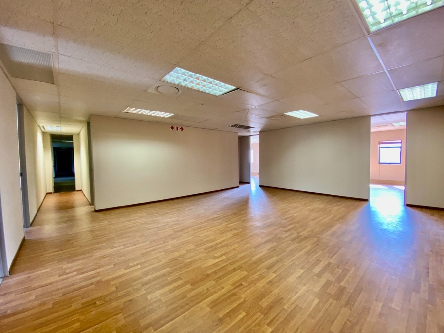 To Let Commercial Property for Rent in Faerie Glen Gauteng