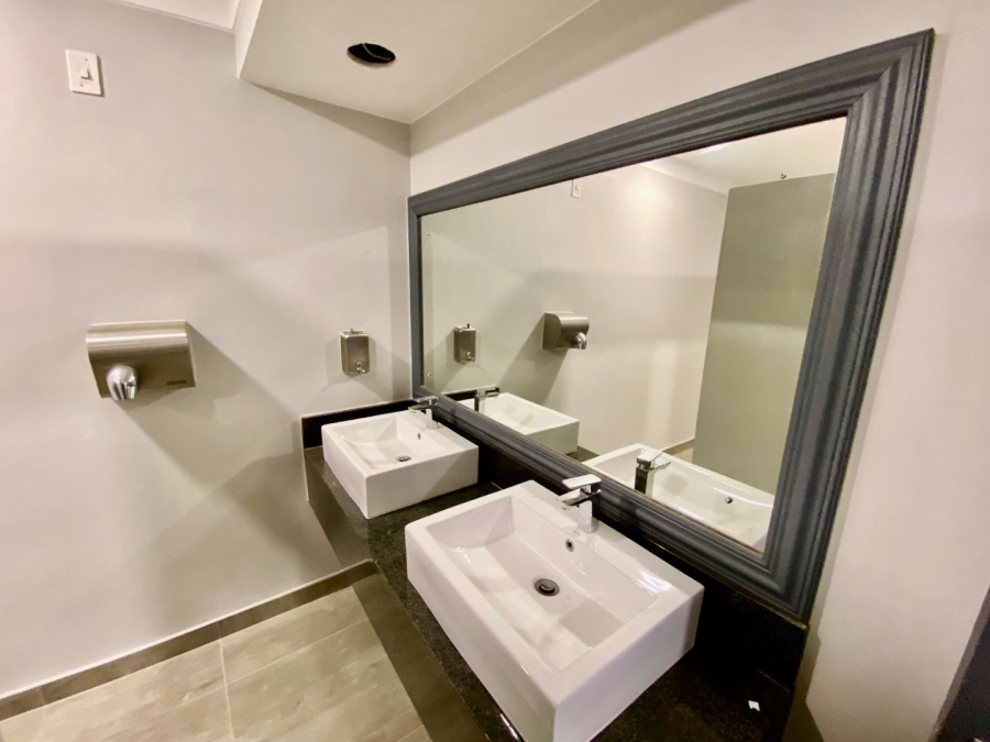 To Let Commercial Property for Rent in Faerie Glen Gauteng