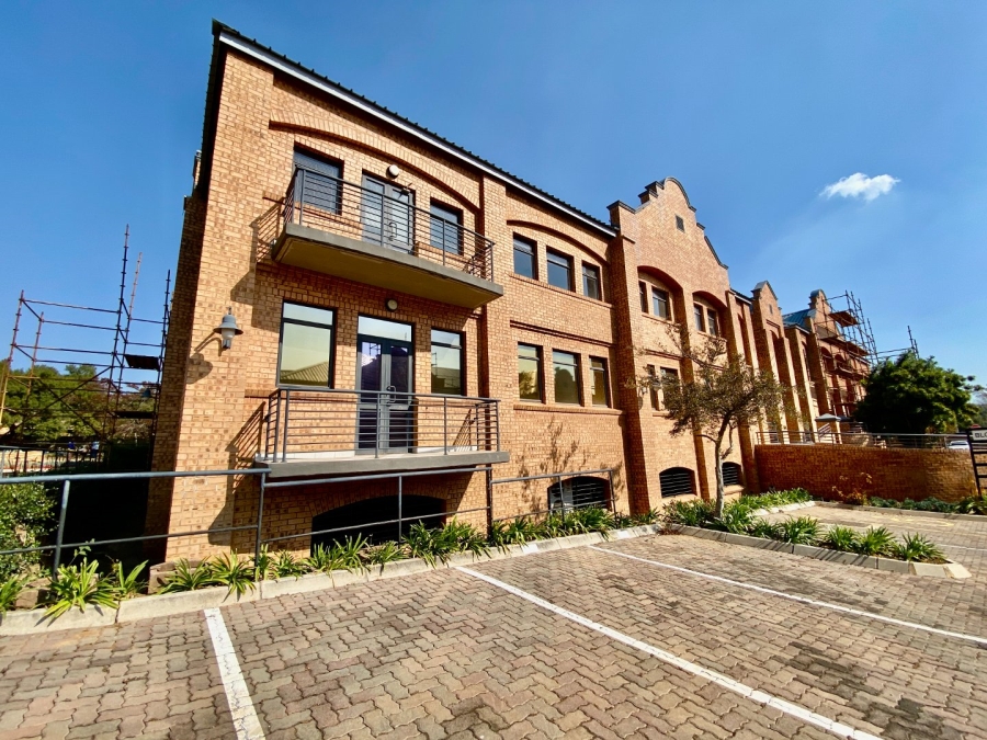 To Let Commercial Property for Rent in Faerie Glen Gauteng