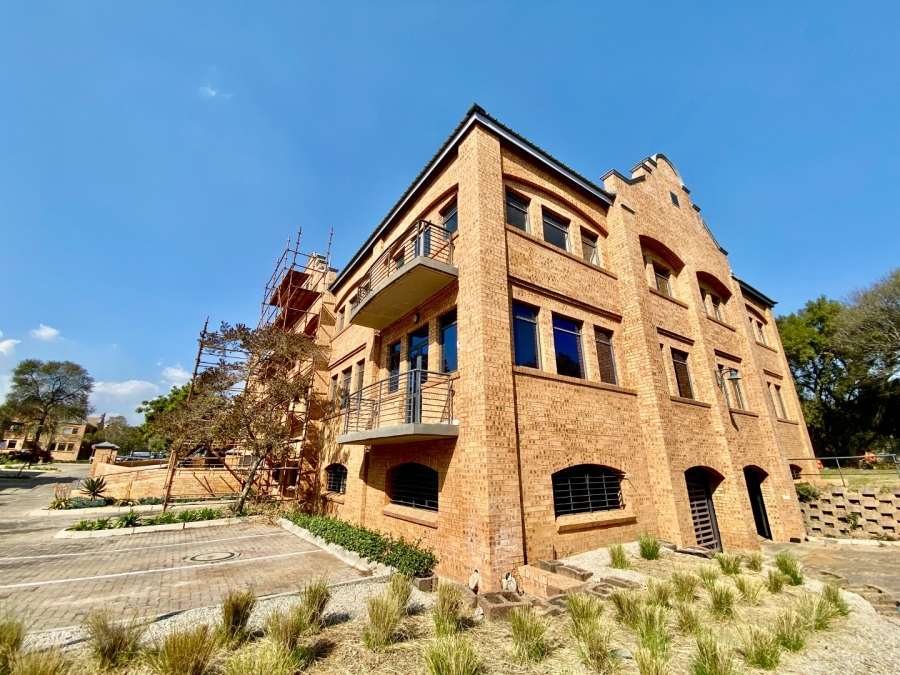 To Let Commercial Property for Rent in Faerie Glen Gauteng