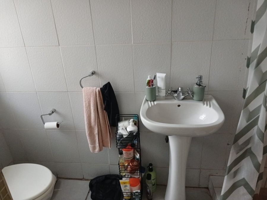 To Let 4 Bedroom Property for Rent in Halfway Gardens Gauteng