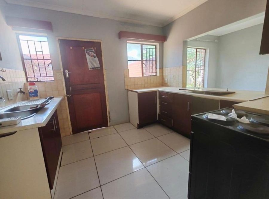 To Let 3 Bedroom Property for Rent in The Orchards Gauteng