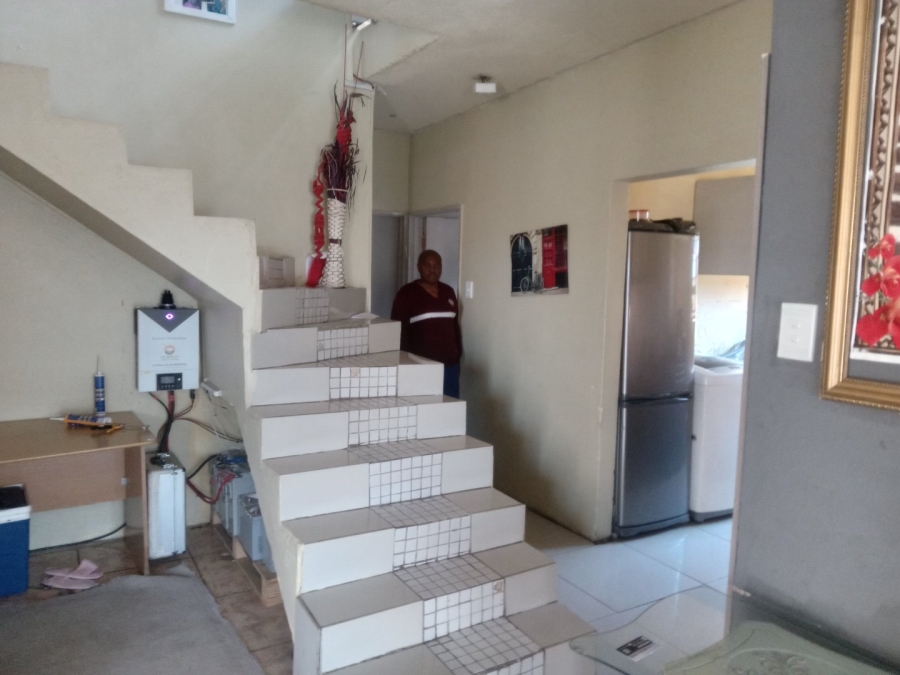 5 Bedroom Property for Sale in Danville Gauteng