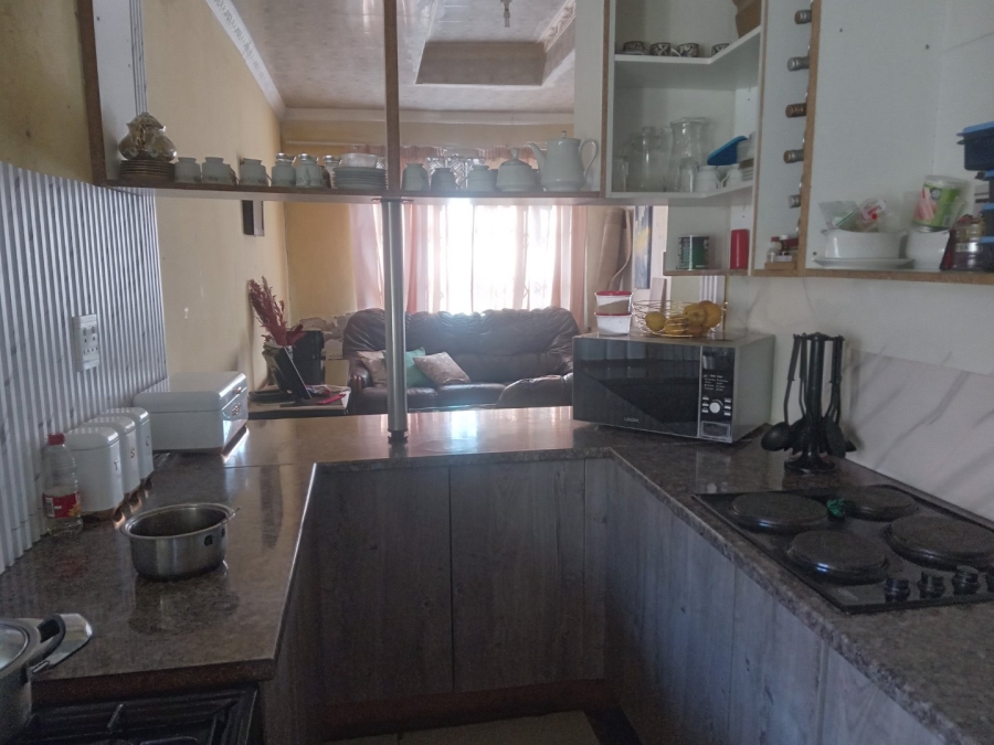 5 Bedroom Property for Sale in Danville Gauteng