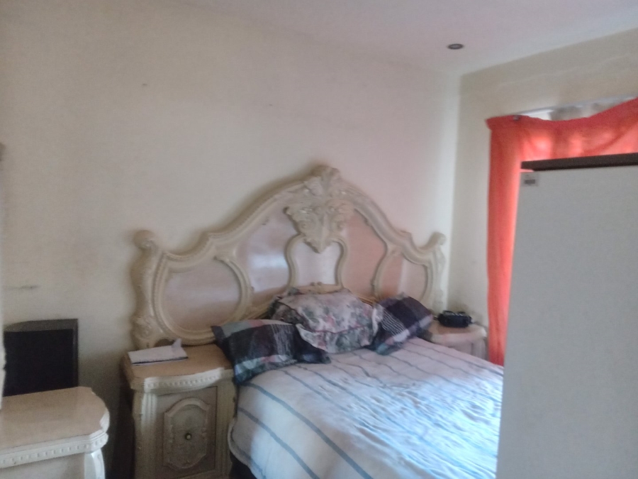 5 Bedroom Property for Sale in Danville Gauteng