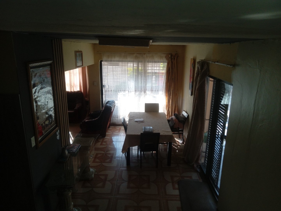 5 Bedroom Property for Sale in Danville Gauteng