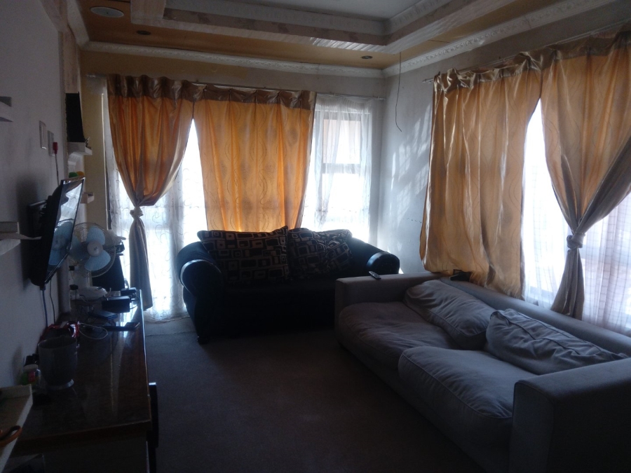5 Bedroom Property for Sale in Danville Gauteng