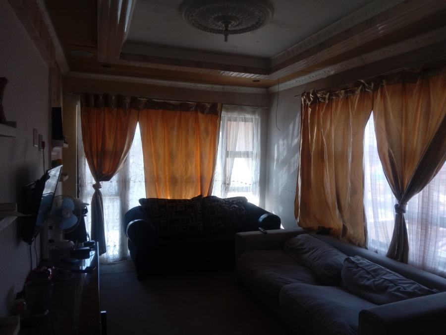 5 Bedroom Property for Sale in Danville Gauteng