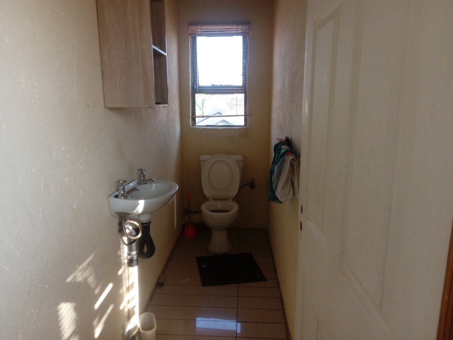 5 Bedroom Property for Sale in Danville Gauteng