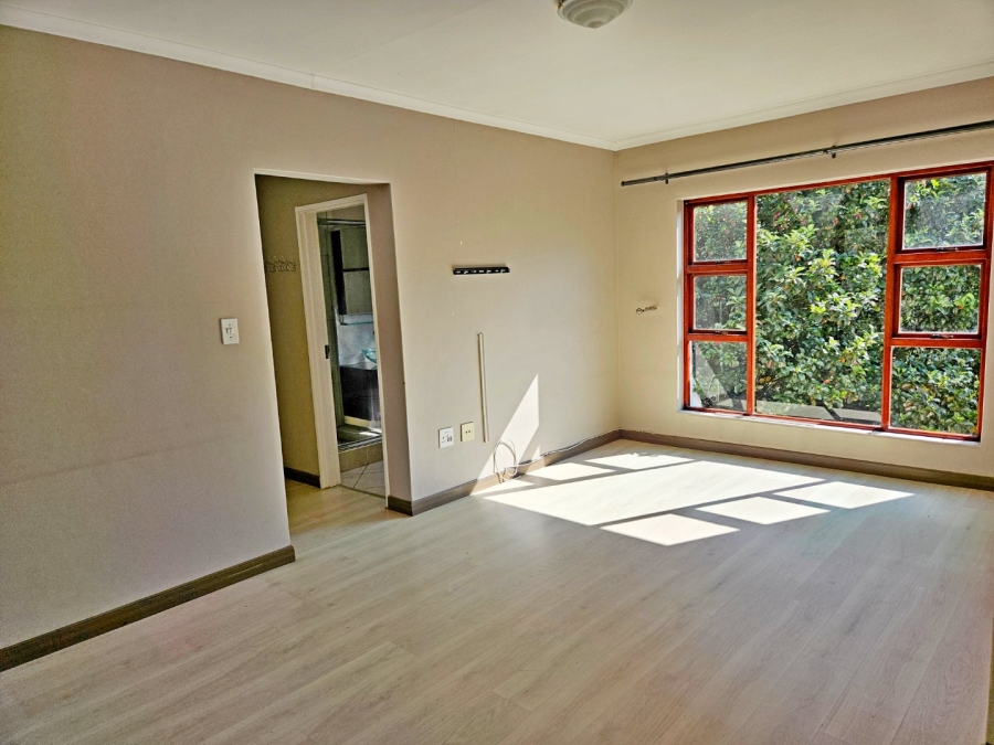 3 Bedroom Property for Sale in Bryanston Gauteng