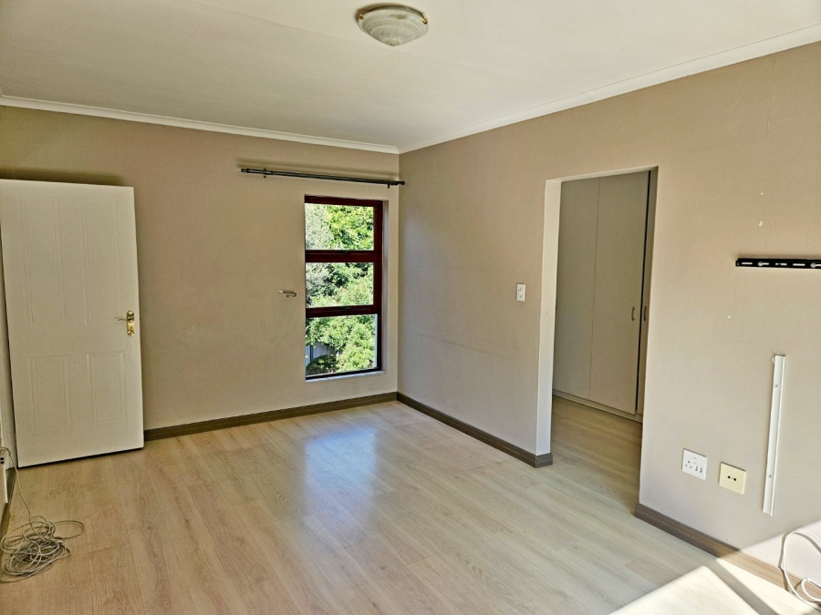 3 Bedroom Property for Sale in Bryanston Gauteng