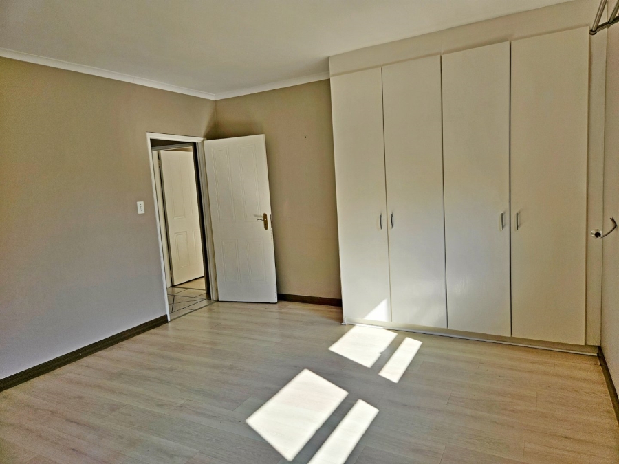 3 Bedroom Property for Sale in Bryanston Gauteng