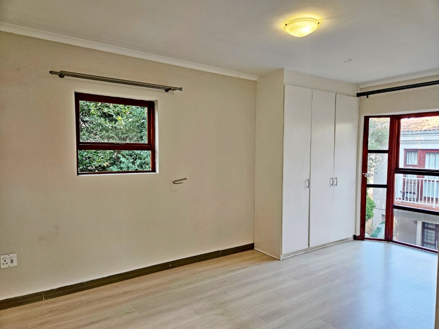 3 Bedroom Property for Sale in Bryanston Gauteng