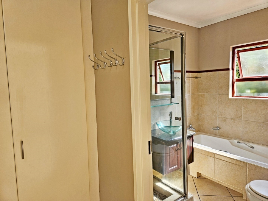 3 Bedroom Property for Sale in Bryanston Gauteng