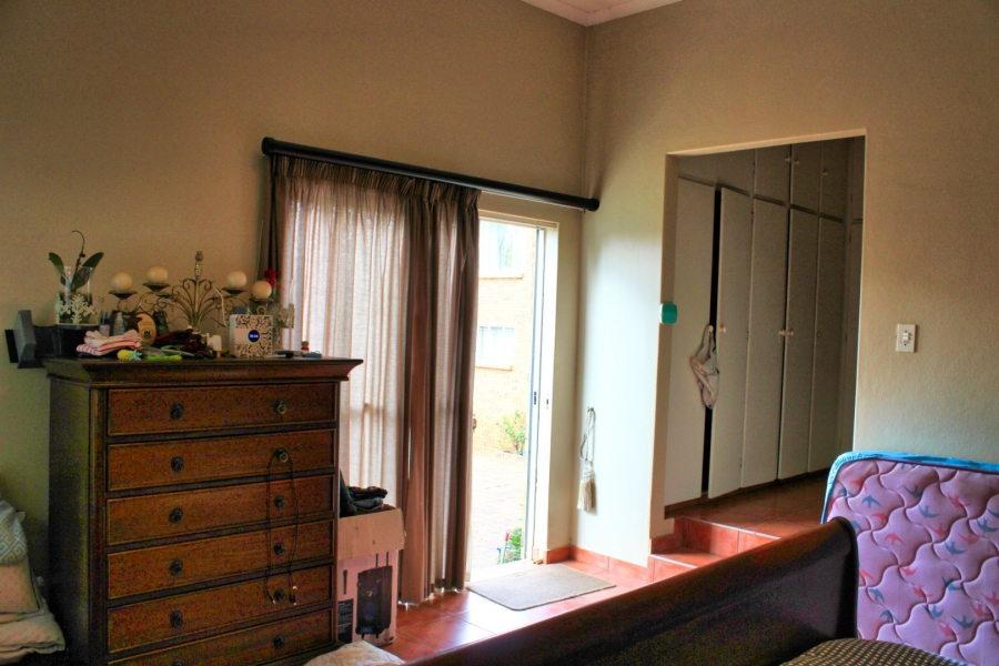 4 Bedroom Property for Sale in Moreleta Park Gauteng