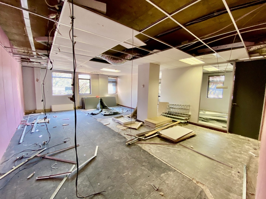 To Let Commercial Property for Rent in Faerie Glen Gauteng