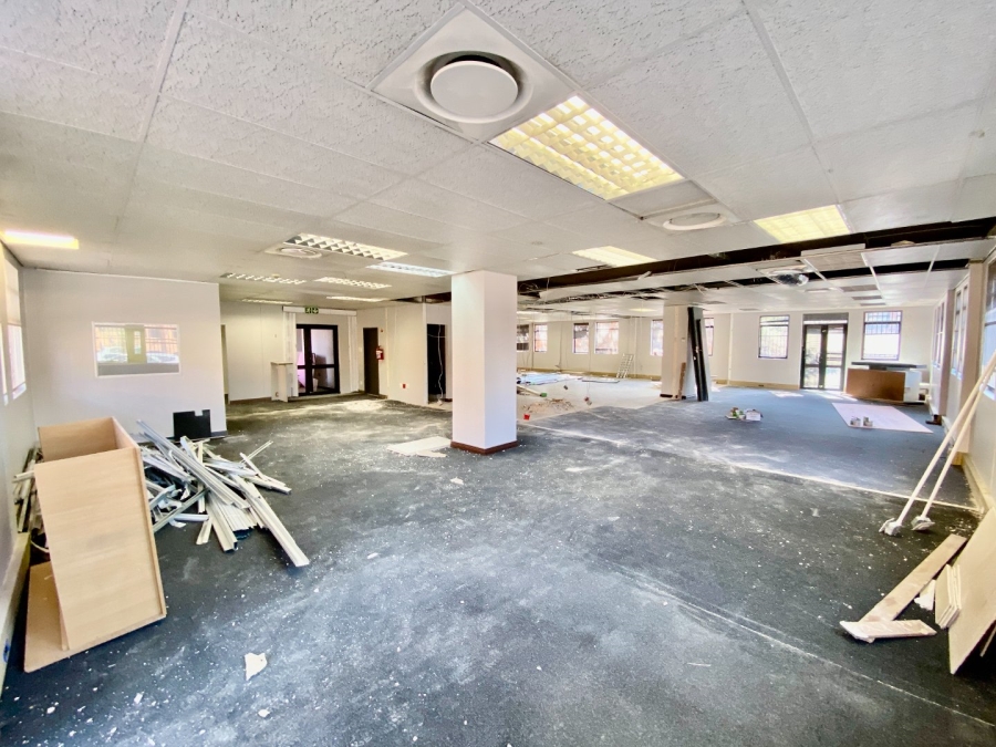 To Let Commercial Property for Rent in Faerie Glen Gauteng