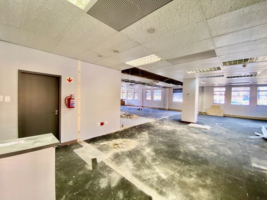 To Let Commercial Property for Rent in Faerie Glen Gauteng