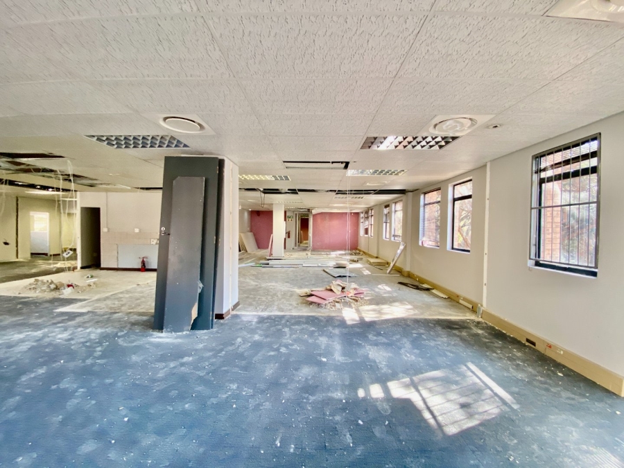 To Let Commercial Property for Rent in Faerie Glen Gauteng