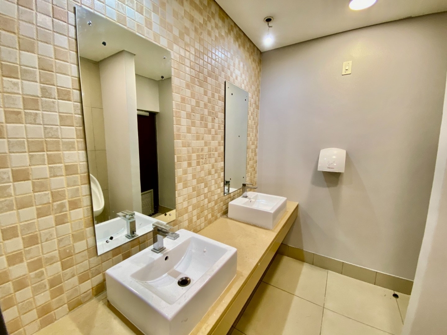 To Let Commercial Property for Rent in Faerie Glen Gauteng