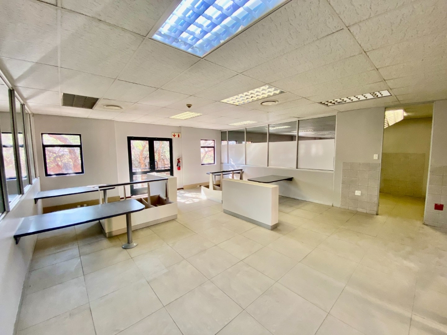 To Let Commercial Property for Rent in Faerie Glen Gauteng