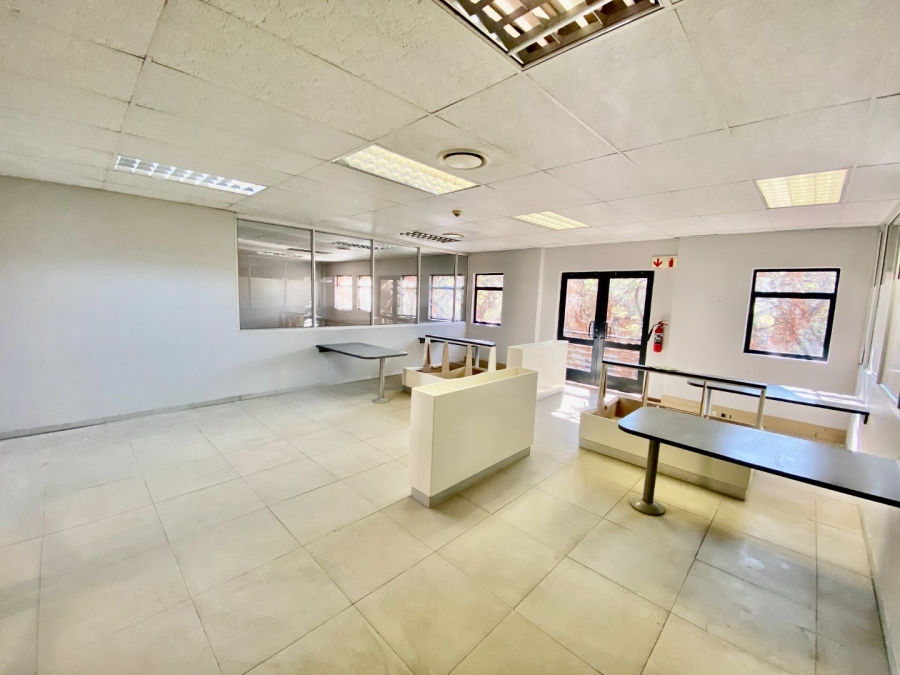 To Let Commercial Property for Rent in Faerie Glen Gauteng