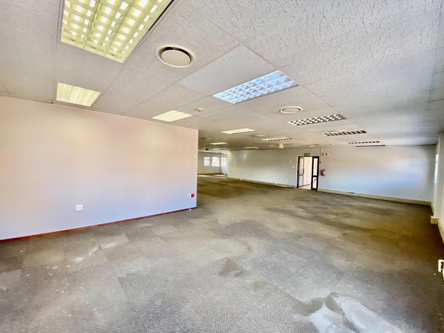 To Let Commercial Property for Rent in Faerie Glen Gauteng